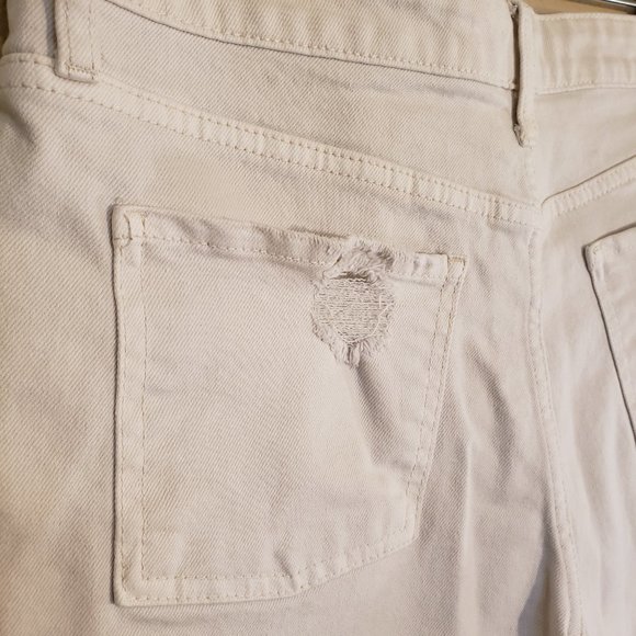 Kut from the Kloth Jane High Rise Distressed White Denim Short size 10 - Picture 4 of 11